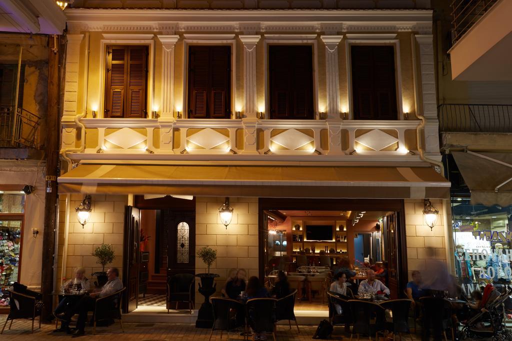 Veritas Boutique Art Hotel เวเรีย ภายนอก รูปภาพ