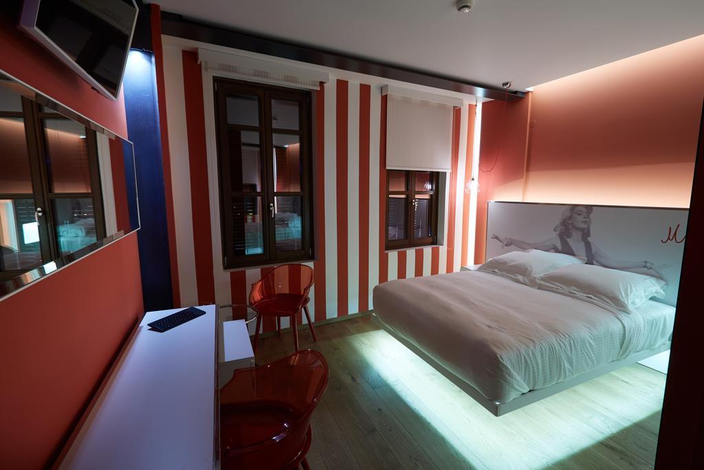 Veritas Boutique Art Hotel เวเรีย ห้อง รูปภาพ