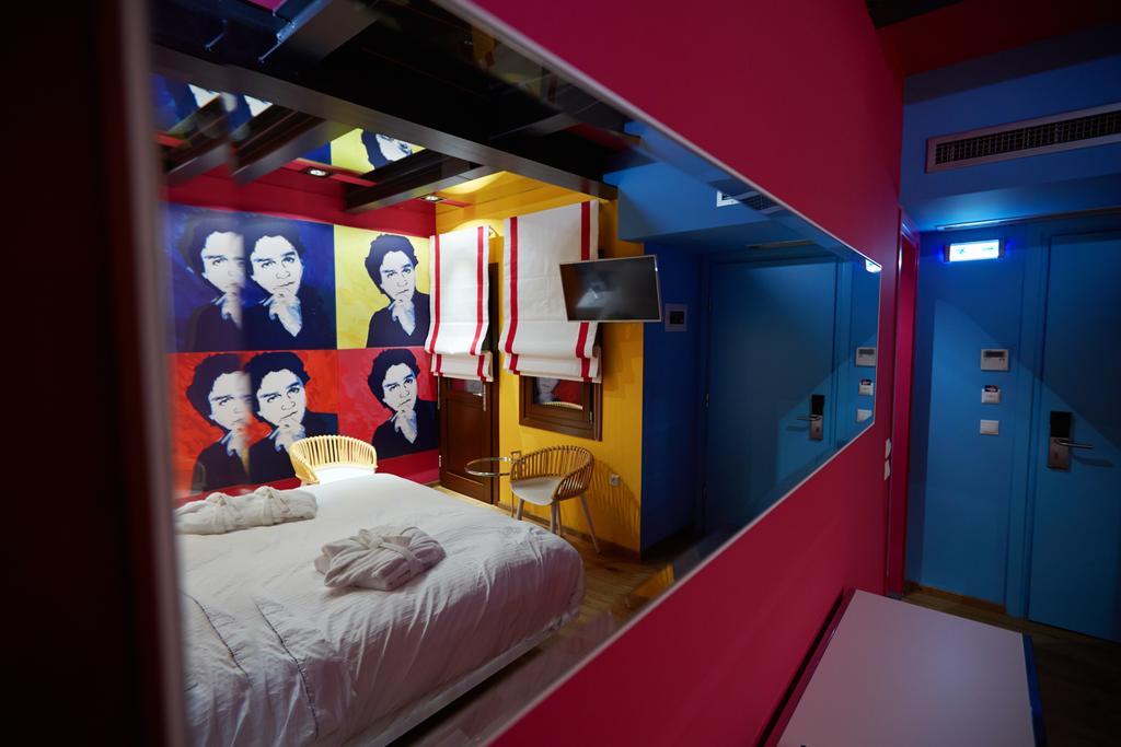Veritas Boutique Art Hotel เวเรีย ภายนอก รูปภาพ